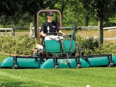 Grasshopper with Drift Control Sprayer in action